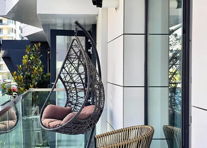 Ricky Endless Summer - Alezzi Infinity Apartment Navodari