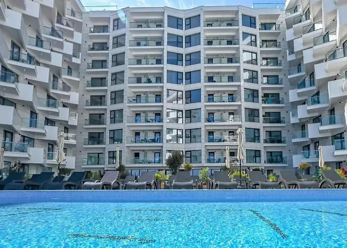 Ricky Endless Summer - Alezzi Infinity Apartment